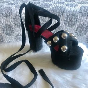 Current Mood platform size 9 unique